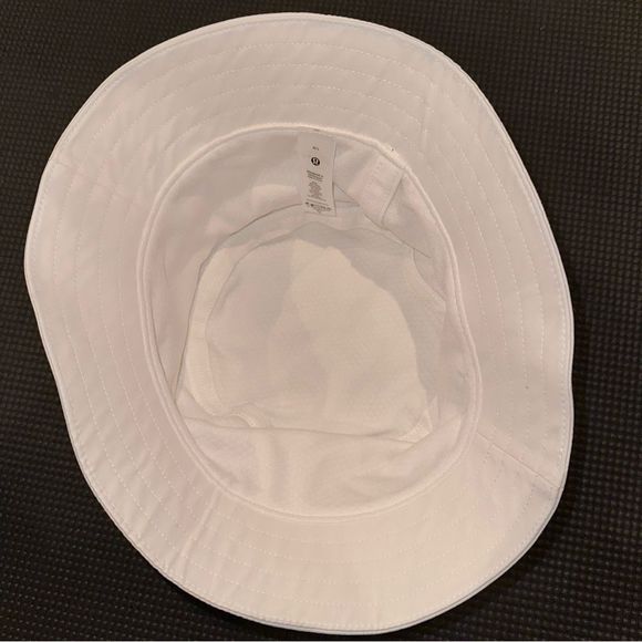 NWT Lululemon Women's On My Level Bucket Hat with Pocket M/L White - Picture 5 of 8